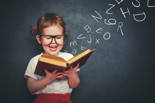 Cómo aprende a leer nuestro cerebro: de la mecánica lectora a la comprensión
