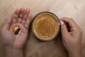 Tomar café puede interferir con la medicación que tomamos y aumentar los efectos secundarios