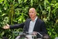 Jeff Bezos, fundador de Amazon, anuncia plan para viajar al espacio