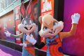 Bugs & Lola de Space Jam: A New Legacy aceptan el reto ¿Quién es más?