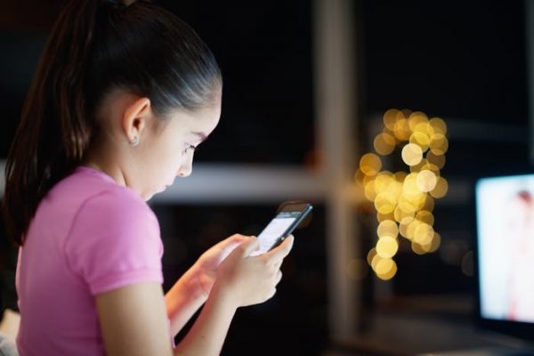 Consecuencias del uso abusivo y patológico de las redes sociales en la adolescencia