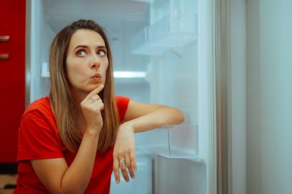 El ‘efecto umbral’: ¿por qué se nos olvida lo que íbamos a hacer al cambiar de habitación?