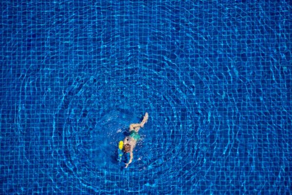 Verano y piscinas, una combinación que aumenta el riesgo de padecer criptosporidiosis
