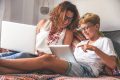 Menores e internet: cómo pueden actuar las familias a la luz de la ciencia