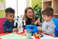 Un robot hechizado al que enseñar palabras: robótica educativa en la etapa infantil