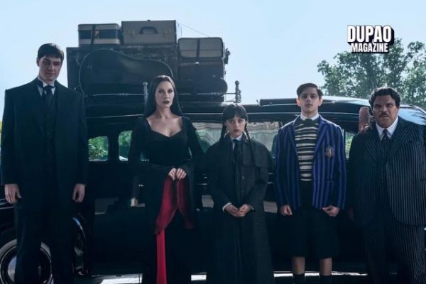 ‘La nueva sombra de Wednesday’: Jenna Ortega, Tim Burton y Catherine Zeta-Jones reconfiguran el mito Addams en su segunda temporada