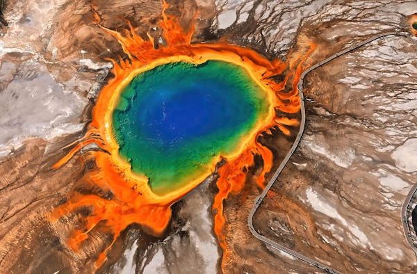 ¿Cómo empezó la vida en la Tierra?