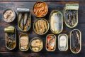 Las latas de conservas nos salvan de un apuro, pero ¿es totalmente seguro su consumo?