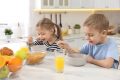 El tic-tac del metabolismo: así influye la hora de comer en la salud de los niños